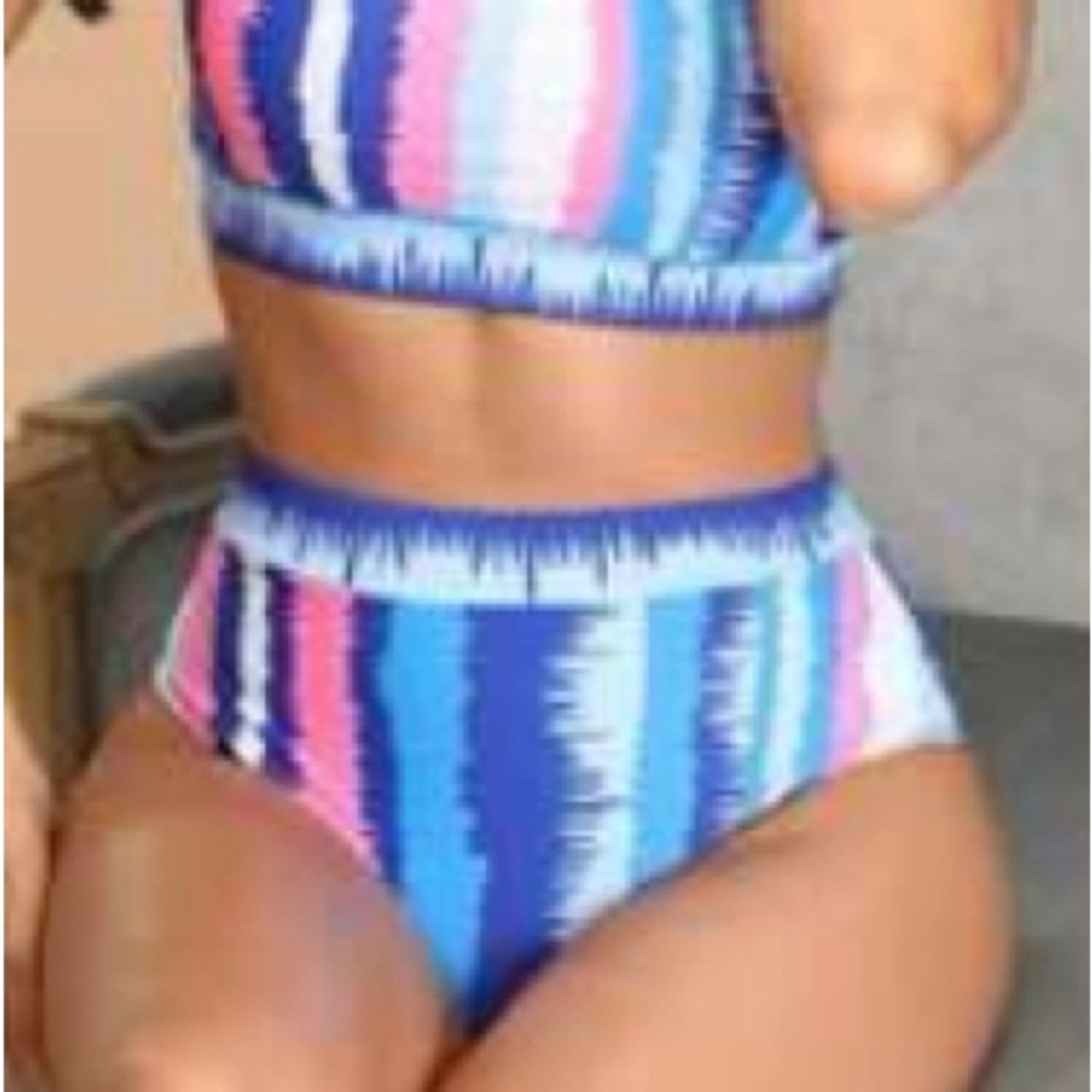 Bikini set - Picture 3 of 4